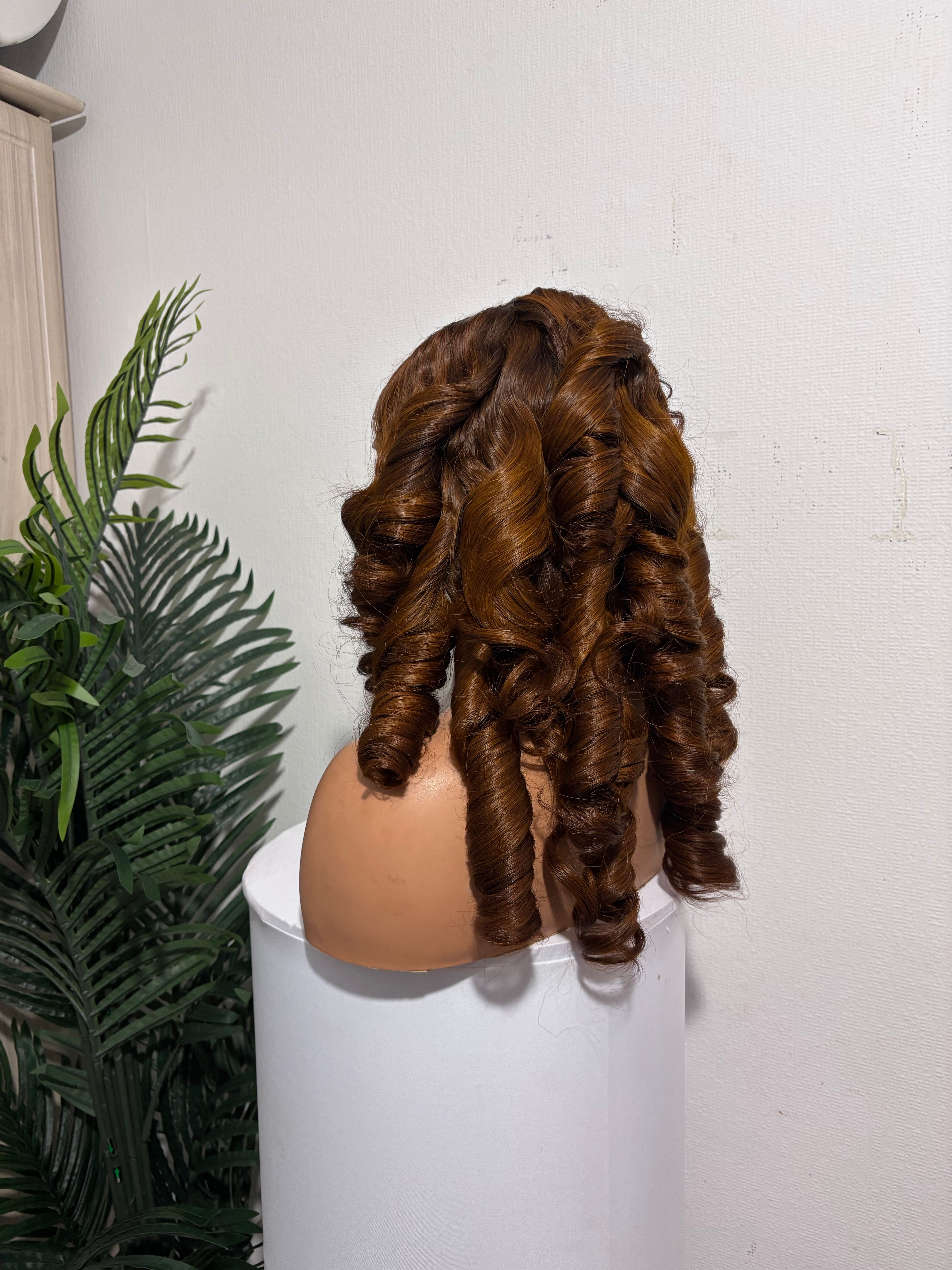 18 SDD luxury Vietnamese bouncy unit 350g paired with 5by 5 closure(made with 3 bundles and half )chest nut